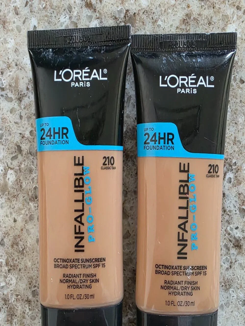 L'Oréal Infallible Pro-Glow Foundation 210 Classic Tan Lot of 2 New